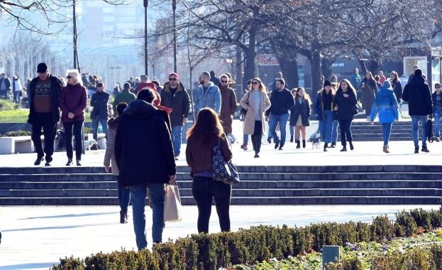 Продължаваща и интензивна работа ще е нужна за убеждаването на