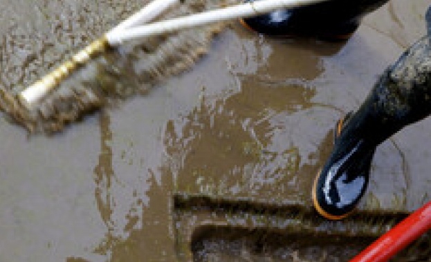 Река Ерма е излязла от коритото си в землището на