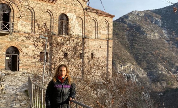 Вицепремиерът Марияна Николова посети Асеновата крепост