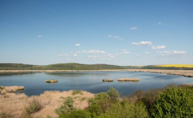 Заради ниските температури през последните няколко дни откритите водни части