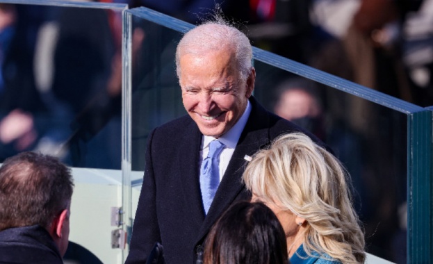 Джо Байдън който веднага след встъпването си в длъжност като