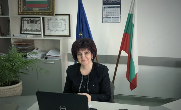 Председателят на Народното събрание Цвета Караянчева откри първата пленарна сесия