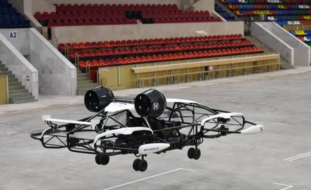 През януари 2021 г руската компания Hoversurf която произвежда безпилотен