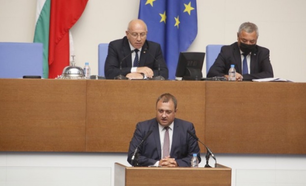 В навечерието на изборите ГЕРБ отварят вратата на охранителния бизнес