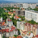 Защо имотите продължават да поскъпват