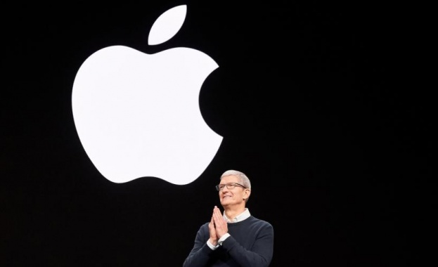 Изпълнителният директор на Apple Тим Кук отговори остро на отправените