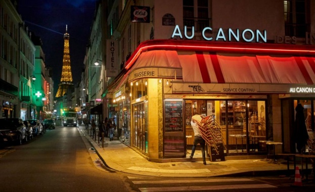 Френският премиер Жан Кастекс обяви снощи поредица от нови ограничения