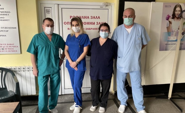 Киста по голяма от волейболна топка отстраниха лекарите от акушер гинекологичното отделение