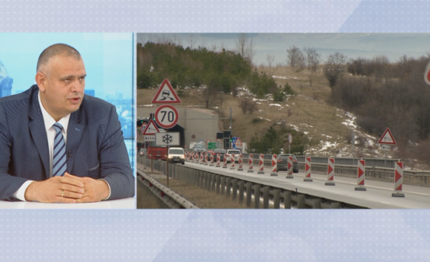 Толсистемата и в момента генерира приходи Кризата която настъпи промени