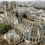 Стрелата на катедралата "Нотр Дам" в Париж ще бъде готова преди Коледа