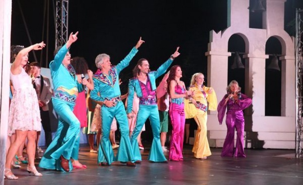 Подарете си "Mаmma mia" за Деня на влюбените