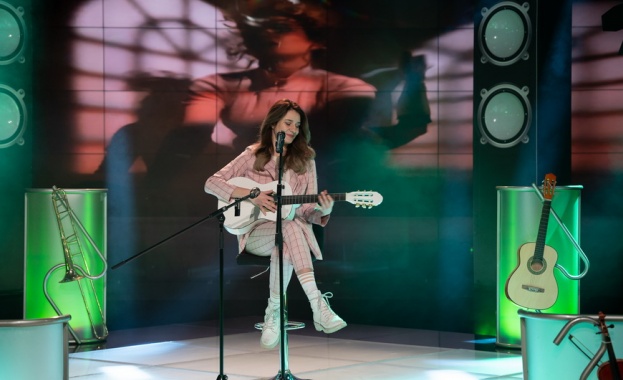 Певицата ще представи дебютния си албум ЕГОТРИП в неделя от