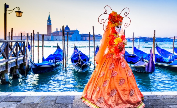 Карнавалът във Венеция стартира онлайн