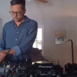 Дива мечка се "самопокани" на партито на диджей 