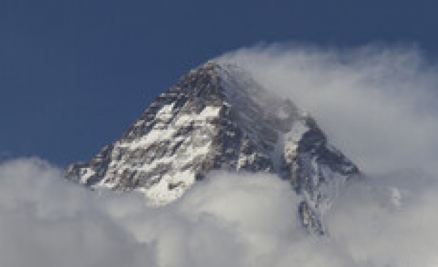 Неуспешна спасителна акция на К2 часове след като под най смъртоносния