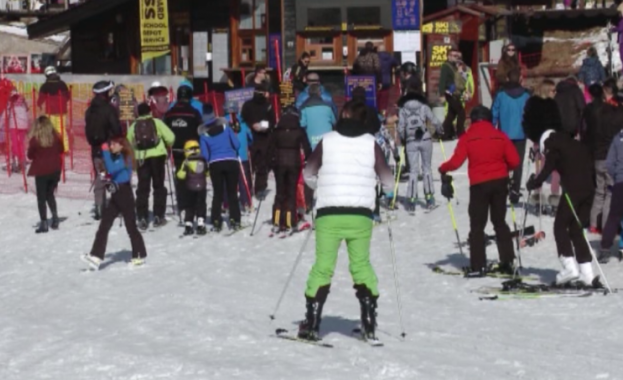 КРОСС Още по стриктни противоепидемични мерки въведе операторът на лифтовите съоръжения