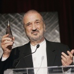  Почина френският сценарист и писател Жан-Клод Кариер 