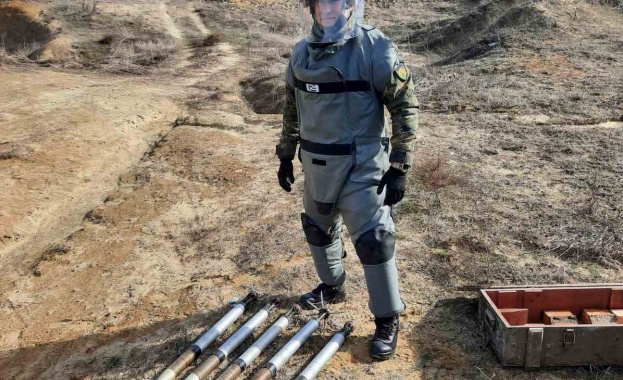 Специализиран екип от 10 ти механизиран батальон Враца от състава на Бригадното