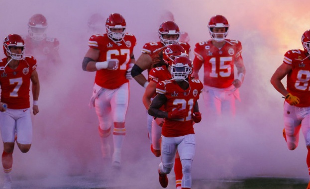 Мачът за шампионската титла в първенството по американски футбол на