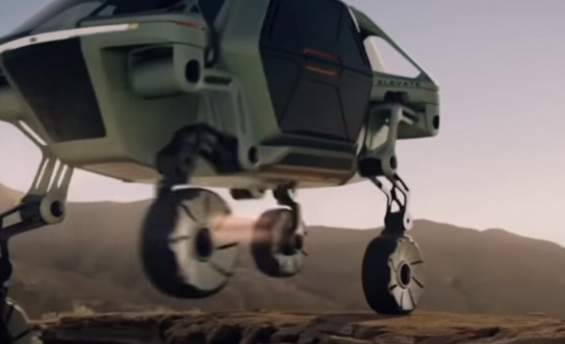 Hyundai показа робот-кола на четири крака 
