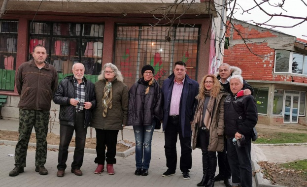 Филипова ще завърши дългогодишния ремонт на банята в Ягода ще