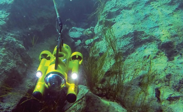 С помощта на специален робот за подводни изследвания Община Бургас