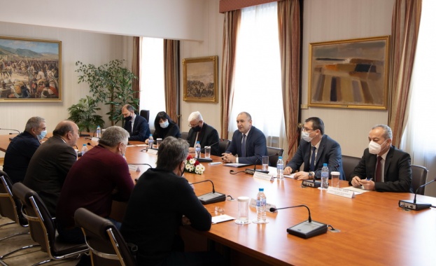 Системното несправяне с битовата престъпност и липсата на достъп до