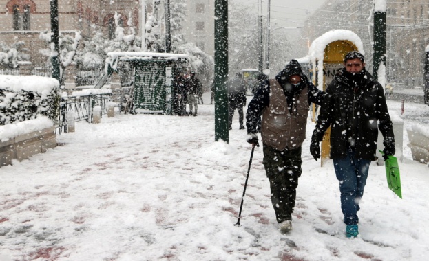 До настъпването на нощта щетите в Атина за по голямата част