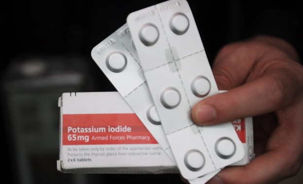 Борбата с пандемията от коронавирус все още продължава и последните