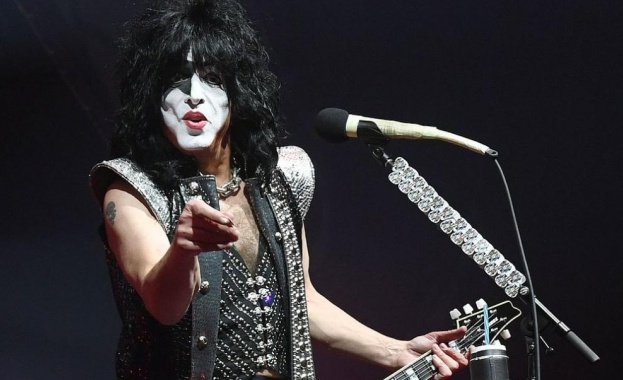 Легендарният рокер от Кис Пол Стенли се е имунизирал срещу