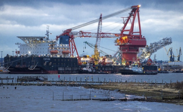 Американското правителство наложи в петък нови санкции срещу руския кораб