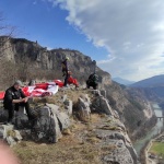 30-метров първомартенски символ украси Лакатнишките скали 