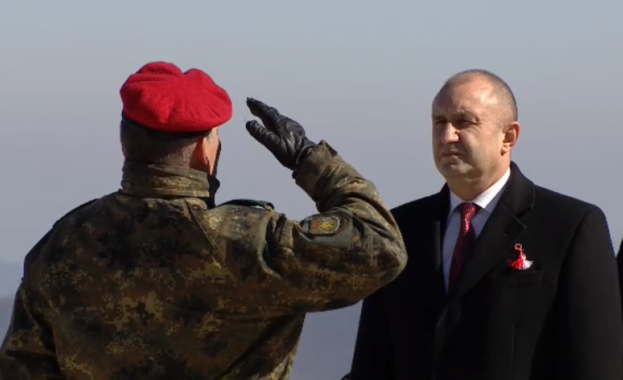 Държавният глава Румен Радев отдаде почит на загиналите за свободата