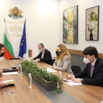 Николова: Трябва да бъдат премахнати ограниченията за туристически пътувания между България и Великобритания 