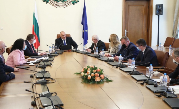 Ще продължим да подпомагаме тютюнопроизводителите Поредната финансова подкрепа за сектора