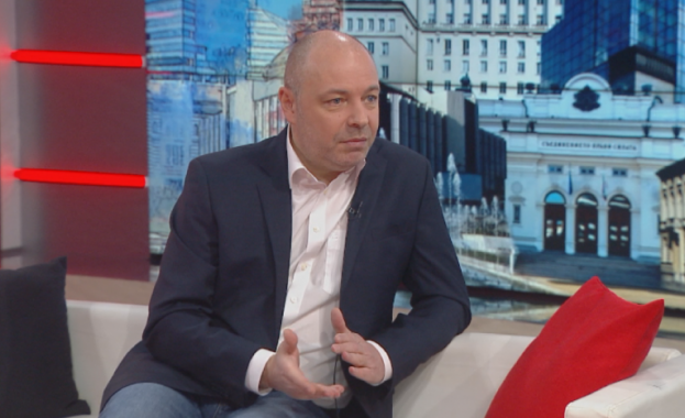 Проф Николай Габровски зам директор по лечебната дейност и началник на