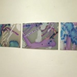 Изложба на млади творци, които рисуват с бактерии