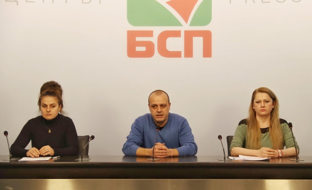 Прави впечатление на всички поведението на министър председателя Борисов в предизборна