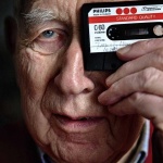 Почина изобретателят на аудиокасетите Лу Отенс