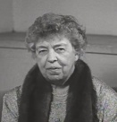 Хората растат чрез опит...