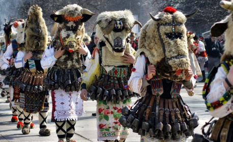 Кукери ще дефилират по централните улици на Благоевград във Фестивала на сурвакарските игри