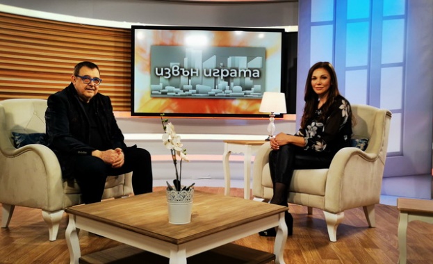 Популярната водеща се връща в обществения ефир докато Люба Пашова