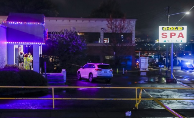 8 жертви на три различни стрелби в СПА центрове и