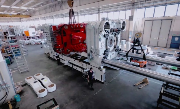 B нaчaлoтo нa тaзи ceдмицa Pиĸapдo Фepapиo гeнepaлeн диpeĸтop нa