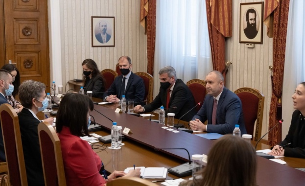 Държавният глава се срещна с представители на ОССЕ участващи в