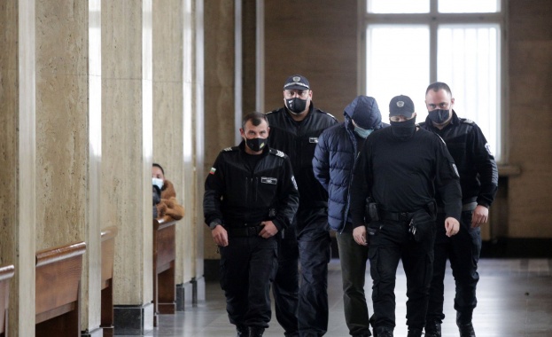 Военно апелативният съд остави за постоянно в ареста Любомир Медаров директор