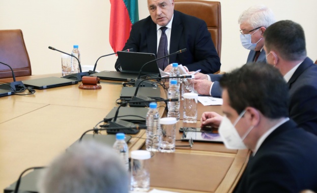 Подкрепихме бизнеса в пандемията с близо 2 милиарда лева през