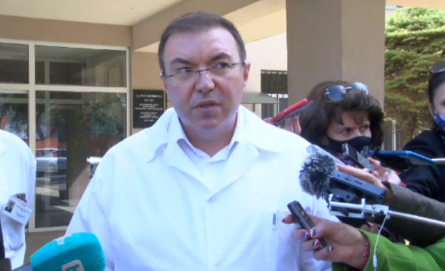Министърът на здравеопазването проф Костадин Ангелов посети днес болницата в