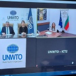 Марияна Николова разговаря с генералния секретар на Световната организация по туризъм към ООН