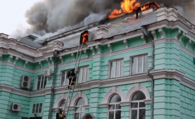 Руски хирурзи извършиха успешна сърдечна операция в момент в който